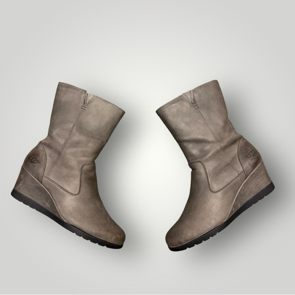 UGG Womens Joely Boot Size 8 Waterproof‎ Gray Leather Wedge Heel Sherpa Bootie